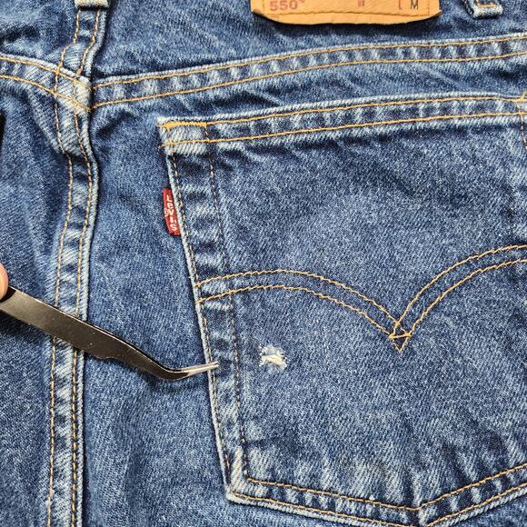 Vintage Levi's Jeans Womens 12 Blue 550 Relaxed Fit Tapered Leg High Rise Casual - Picture 4 of 12